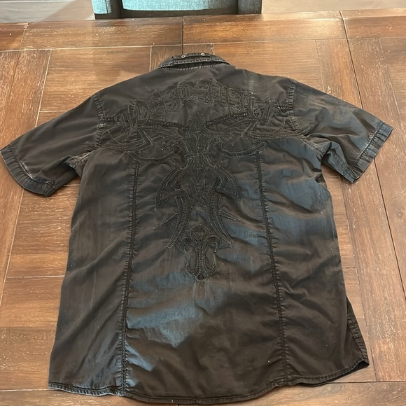 Roar Embroidered Tshirt - Picture 3 of 6